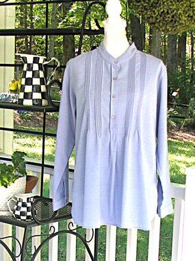 TravelSmith Womens Pintuck Poet Button front Tunic top shirt Petite Large blouse